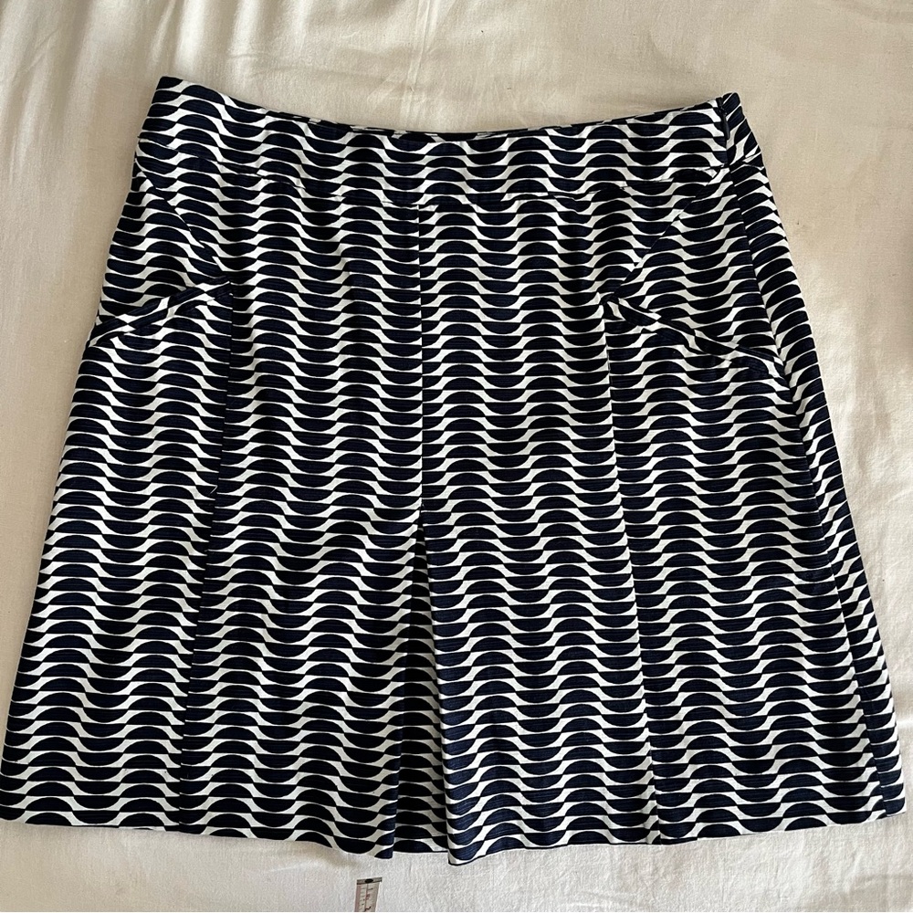 Boden• Navy Half Moon A-Line Front Pleat Mini Skirt•Sz 8R